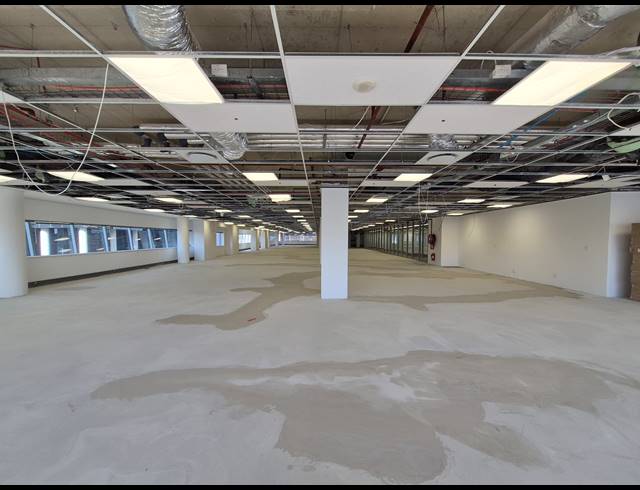 655M² OFFICE TO LET IN SANDTON CENTRAL